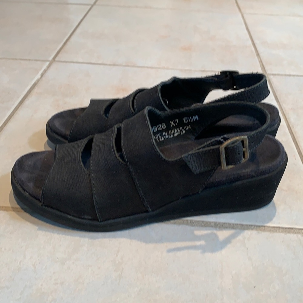 Rockport Women Black Sandals